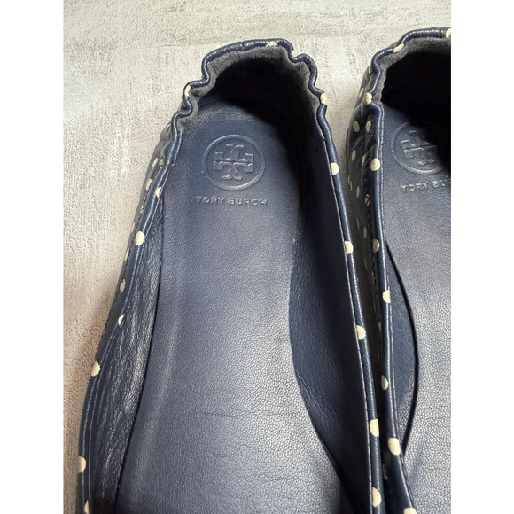 Tory Burch Ballet Flats Womens 7 Navy Polka Dot Leather Logo Round Toe Slip On - Picture 8 of 14